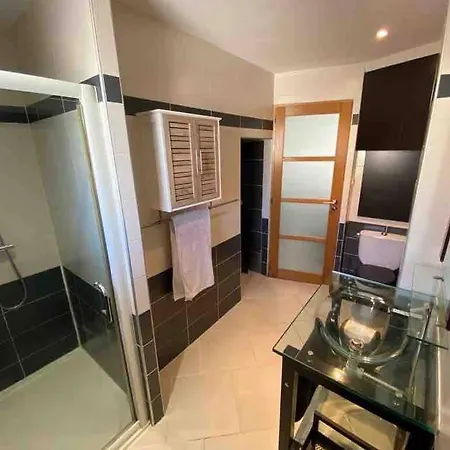 Apartment Joli Meuble Pour 4 Personnes