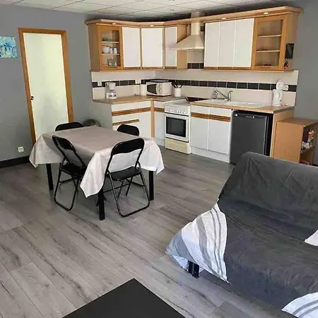 Joli Meuble Pour 4 Personnes * Mireval